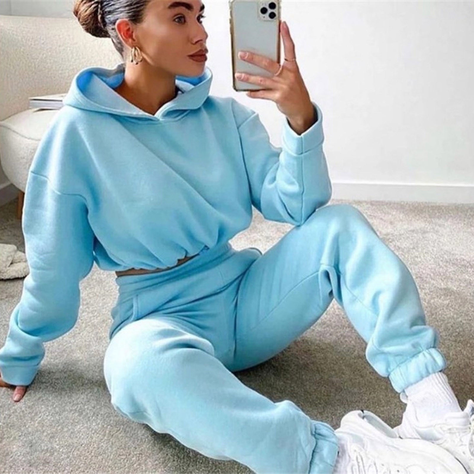 Beautifully made Amazing Women Sweat Proof Jogging Suits